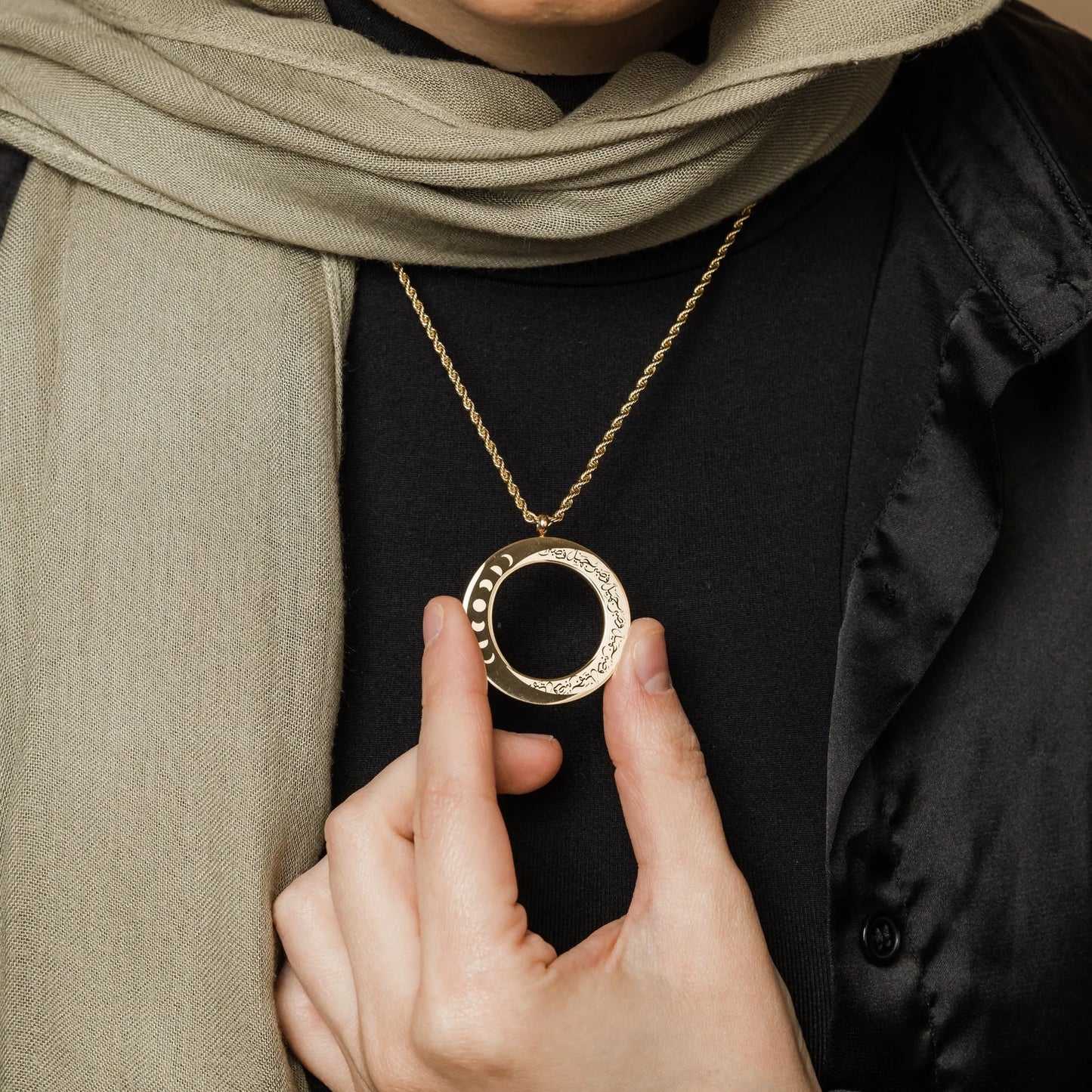 Beautiful Patience Moon Necklace | Men&Women